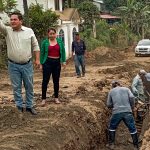 Avanzan trabajos para asfaltado del segundo tramo en la calle Amazonas